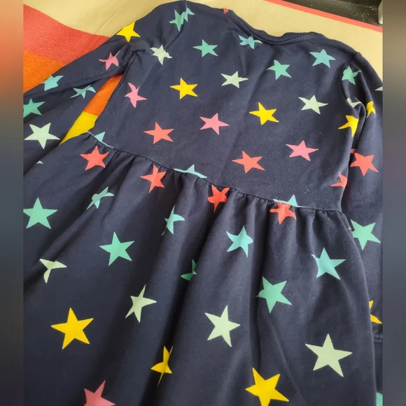 Primary 8-9 🌈⭐ Cozy Pocket Dress - Picture 3 of 4